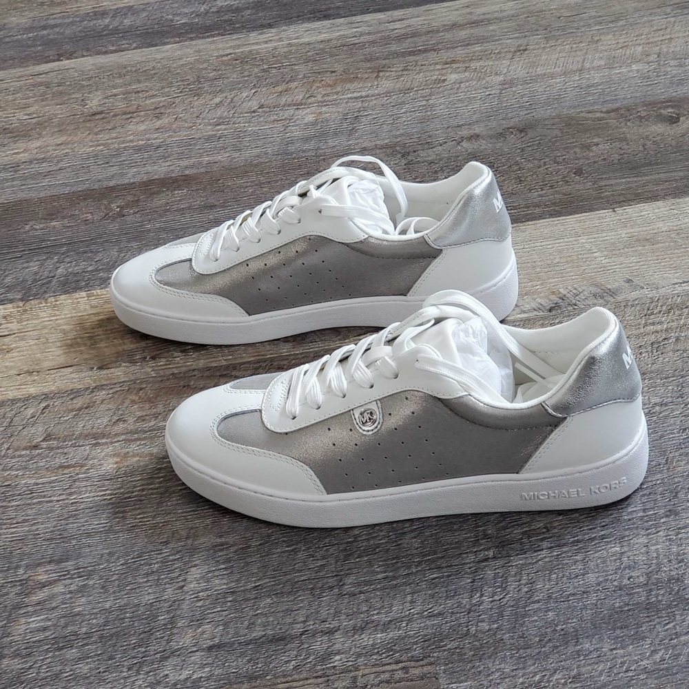 Michael Kors Women’s Scotty Lace Up Sneakers. silver and white, new in box
